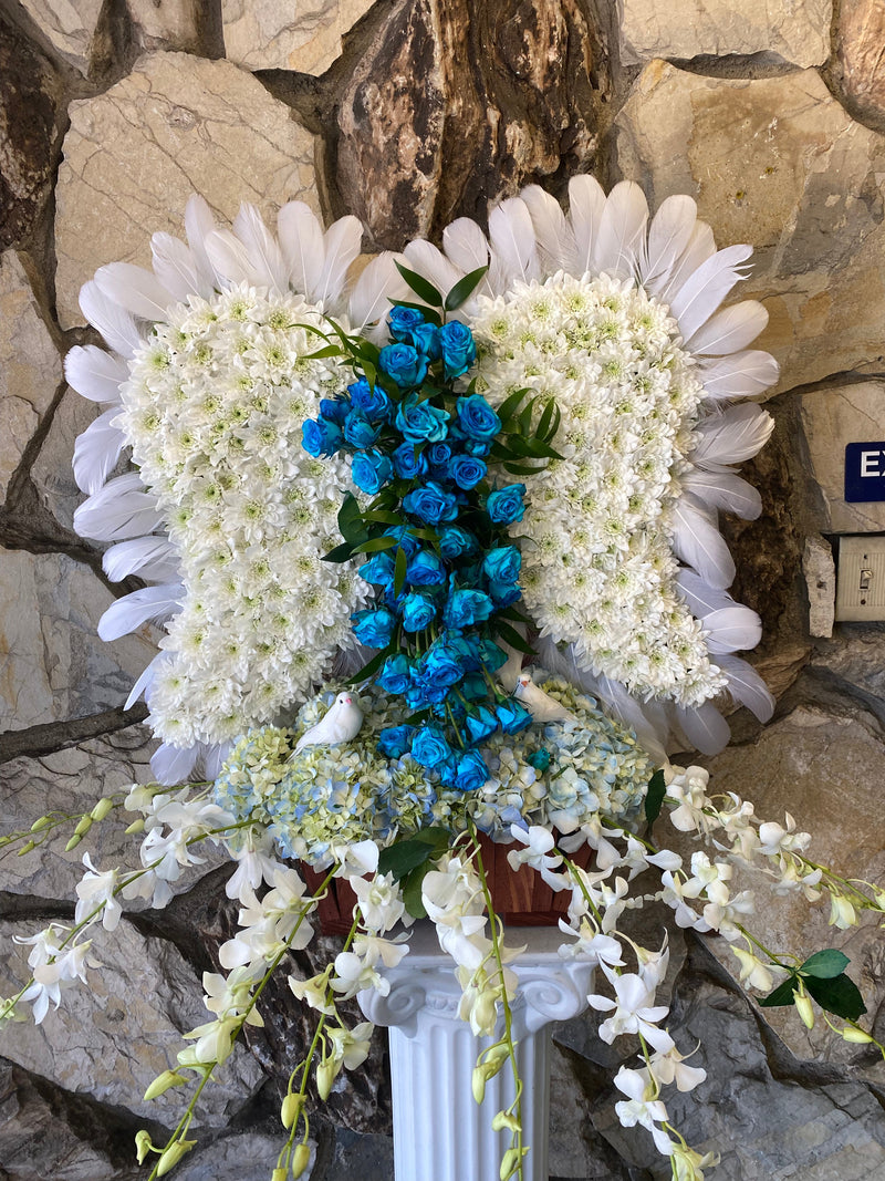 Blue and White Tabletop Wings (WG002)