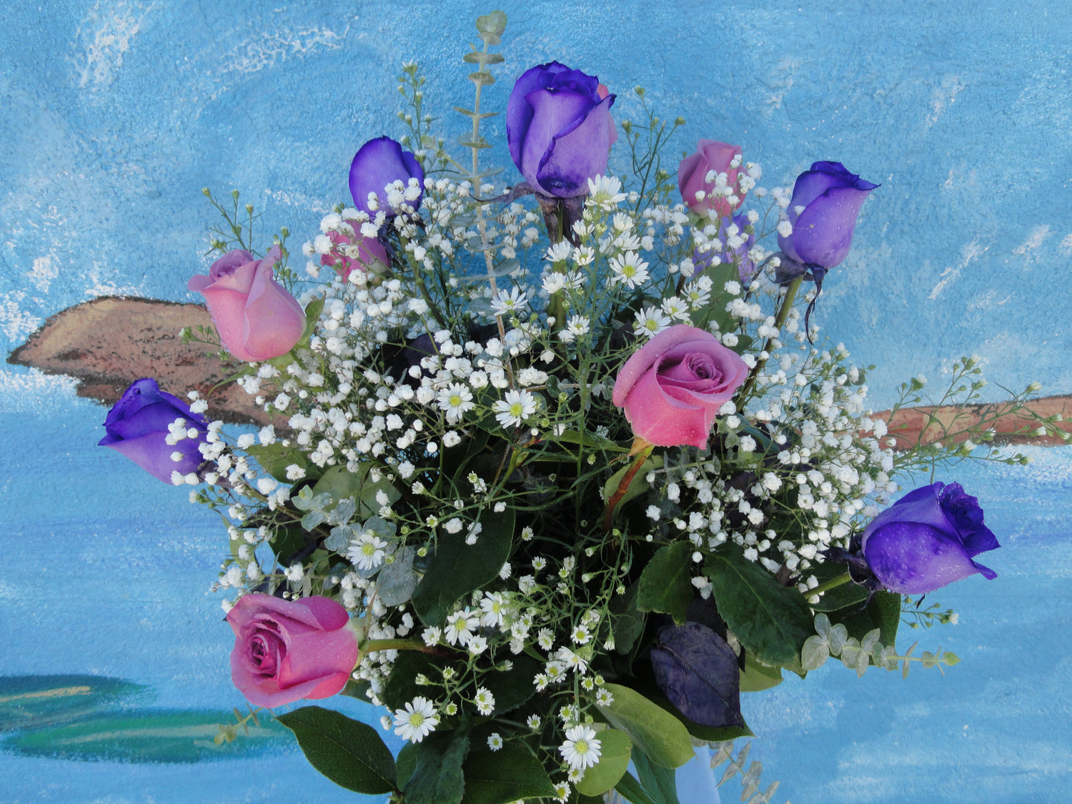1 Dz Lavender & Purple Roses in Vase (R006)