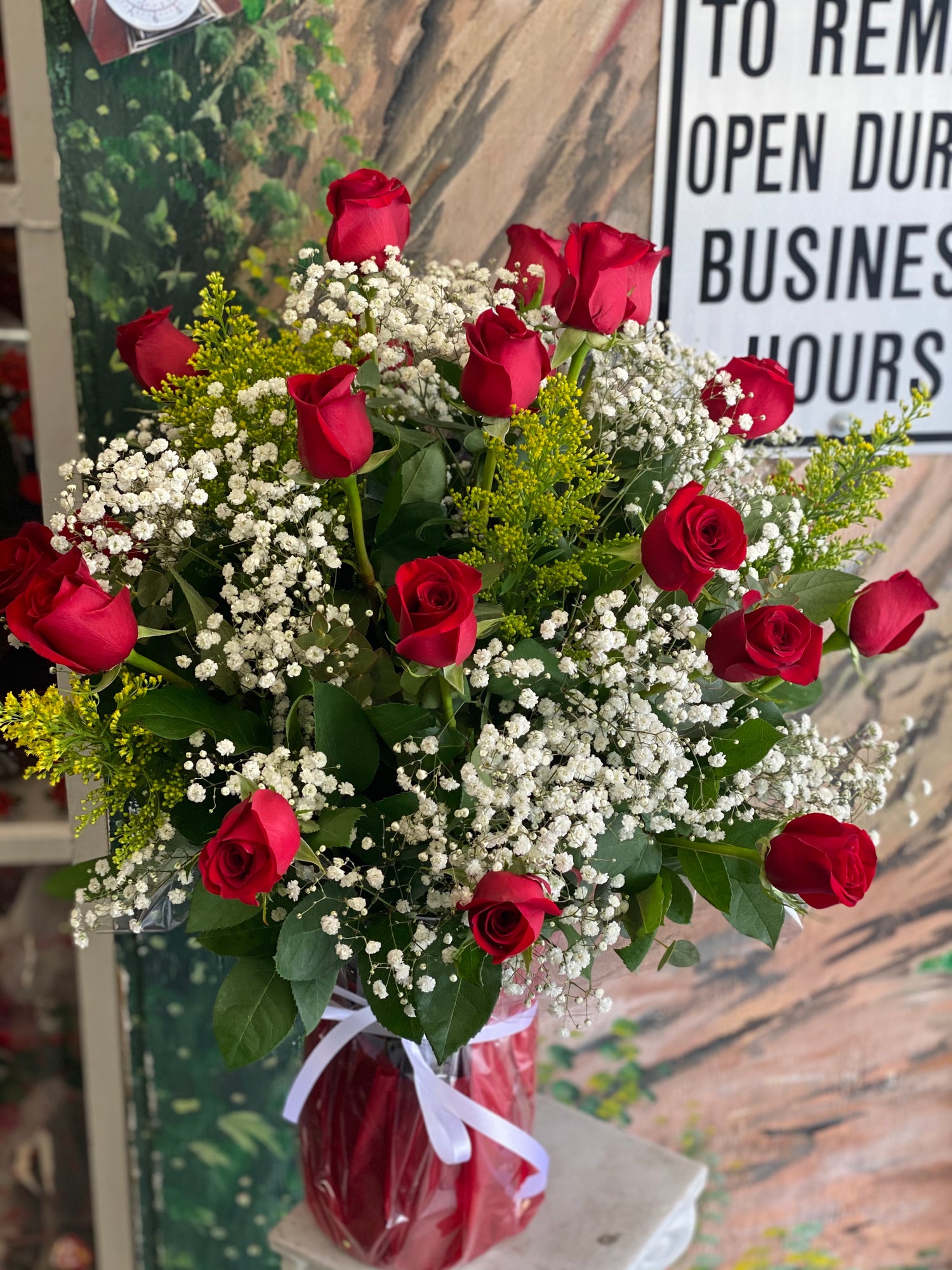 2 Dz Red Roses in Vase (R027)
