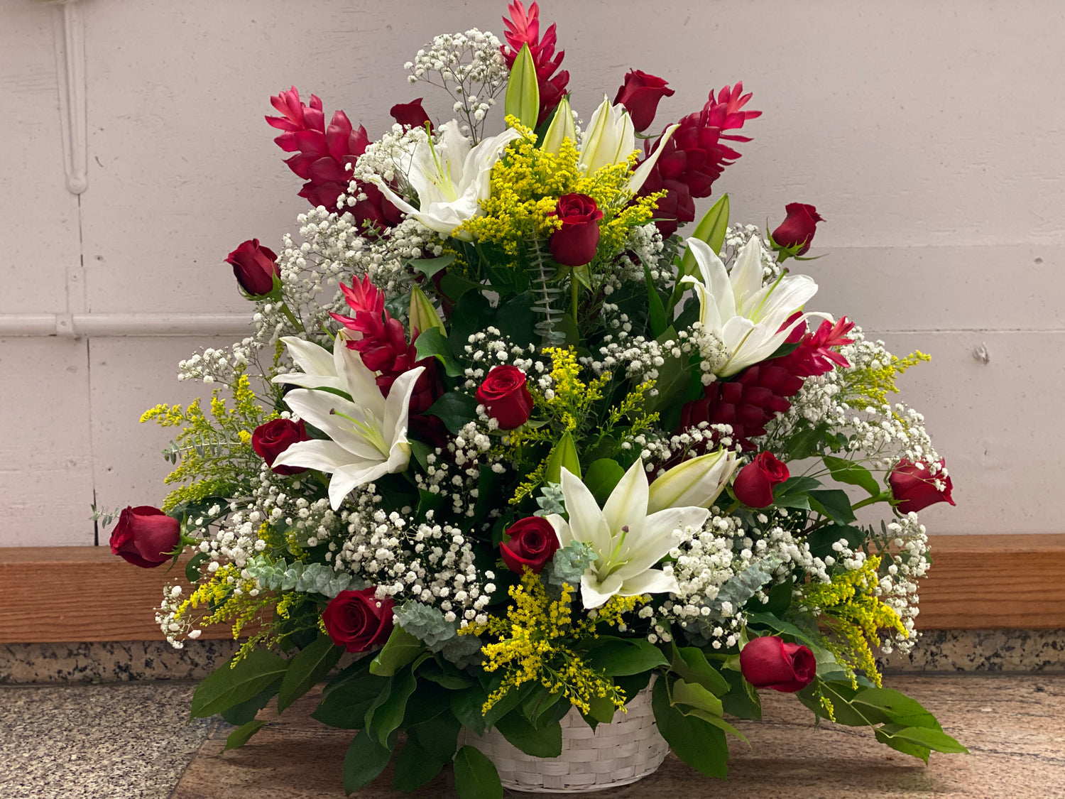 Rose, Ginger & Lily Basket (RB010)