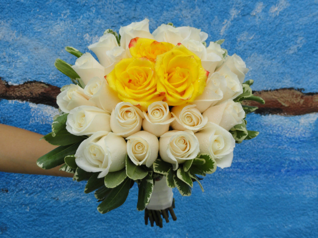 Hand-tied Bouquet (BA015)