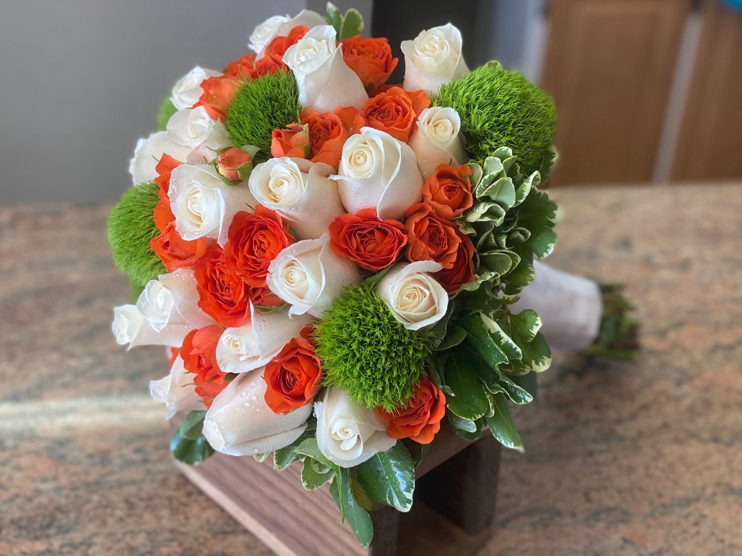 Hand-tied Bouquet (BA023)