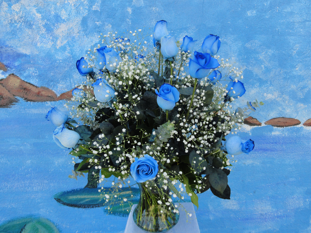 2 Dozen Blue Roses in Vase (R007)