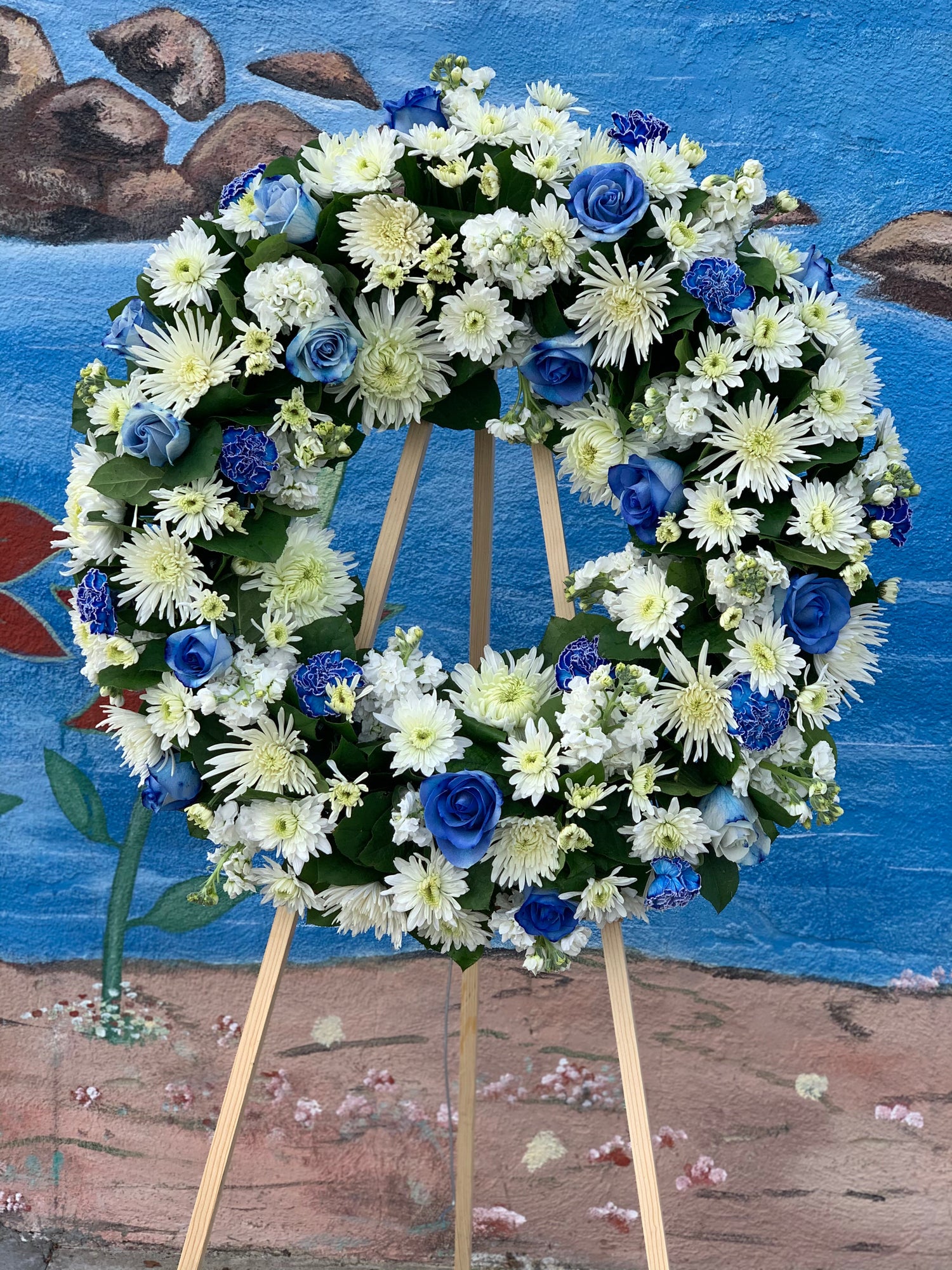 Blue & White Wreath (WT017)