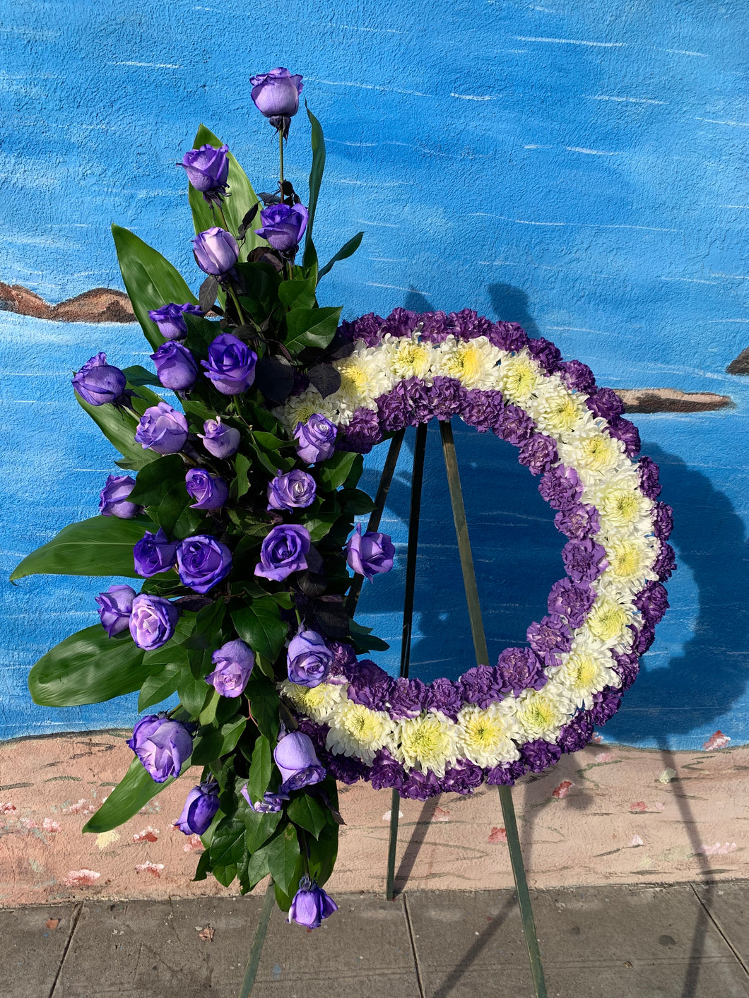 Purple & White Wreath (WT025)