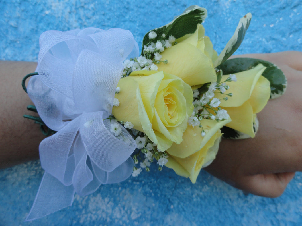 Yellow Rose Corsage with White Bow (C023)
