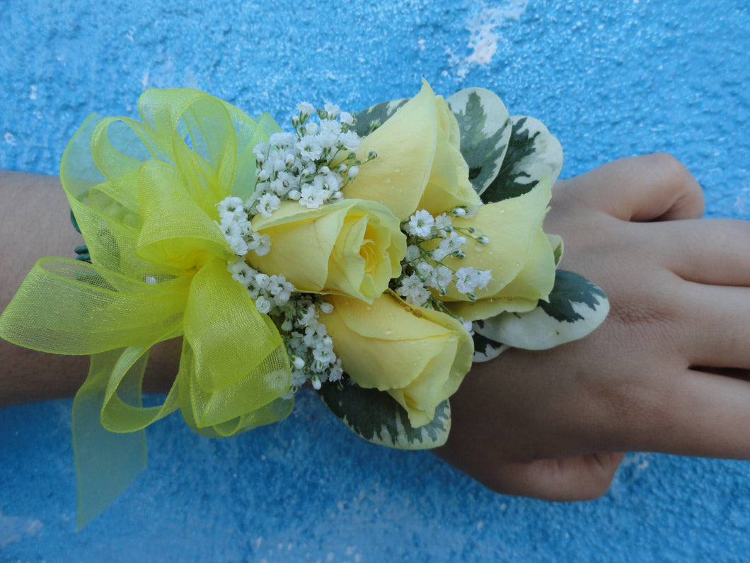 Yellow Rose Corsage with Yellow Bow (C025)